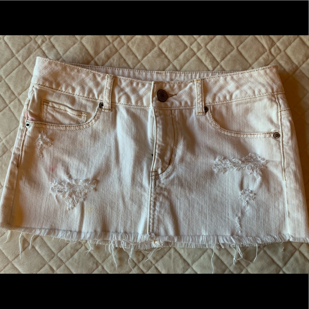 American Eagle White Denim Skirt